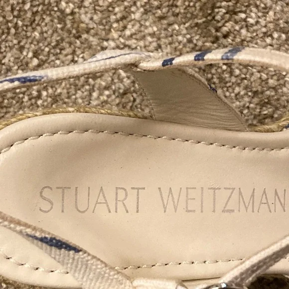 Stuart Weitzman Tia Espadrille Wedges in Natural/ Indigo Size: 10 B NWOB - Picture 10 of 11